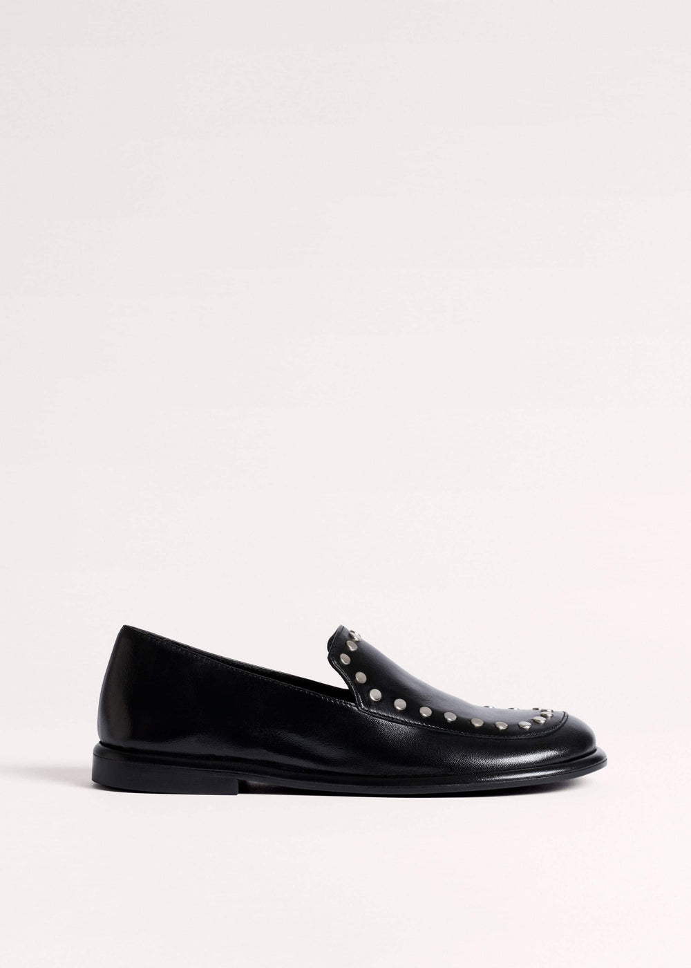 Black Stud Travel Loafer meandem