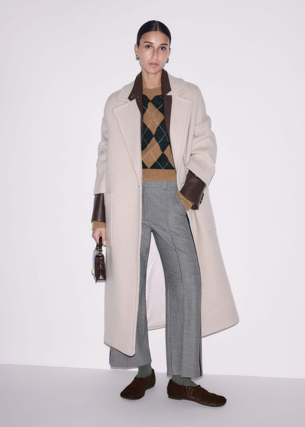 Brown Asymmetric Slipper meandem