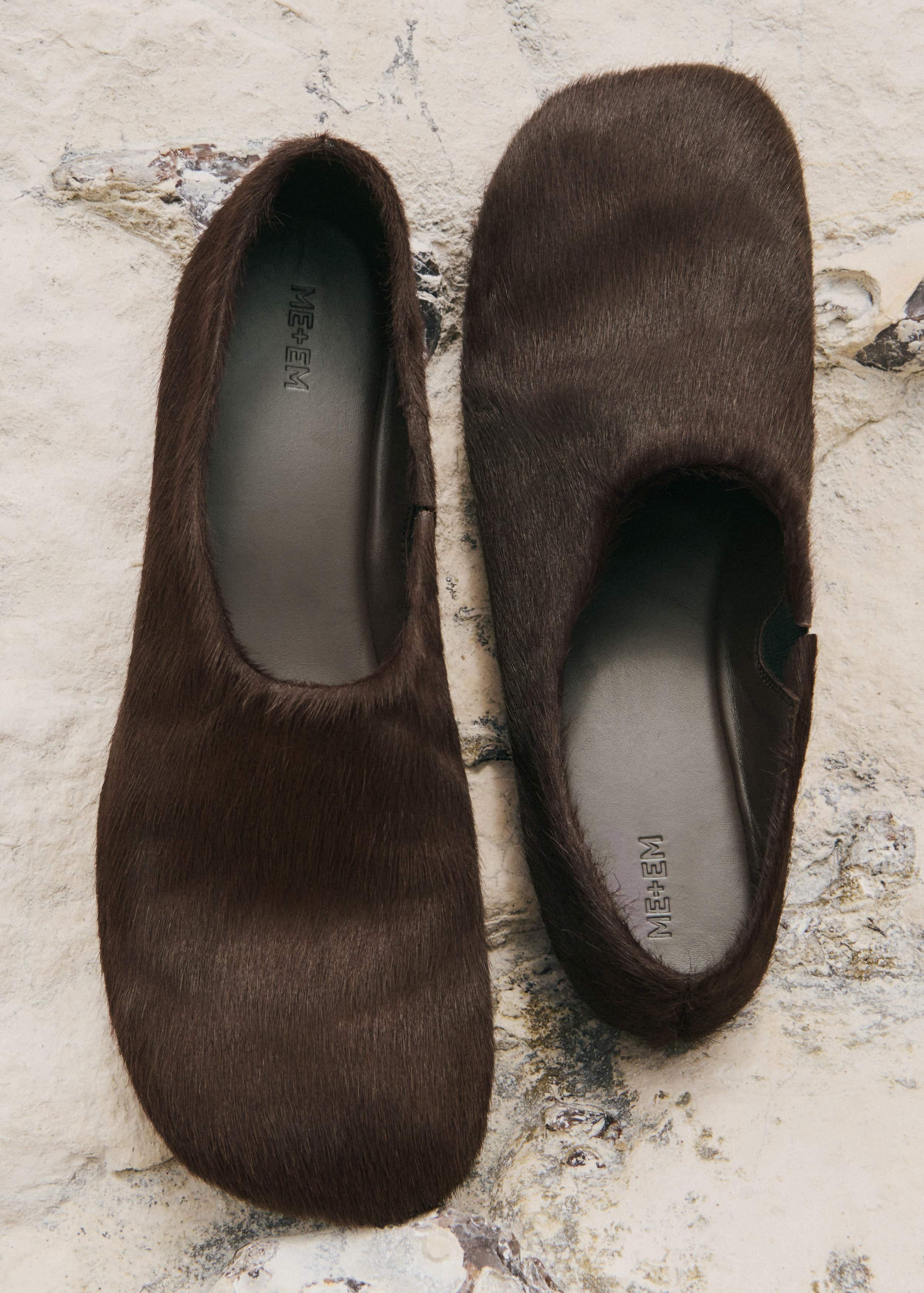 Brown Asymmetric Slipper meandem