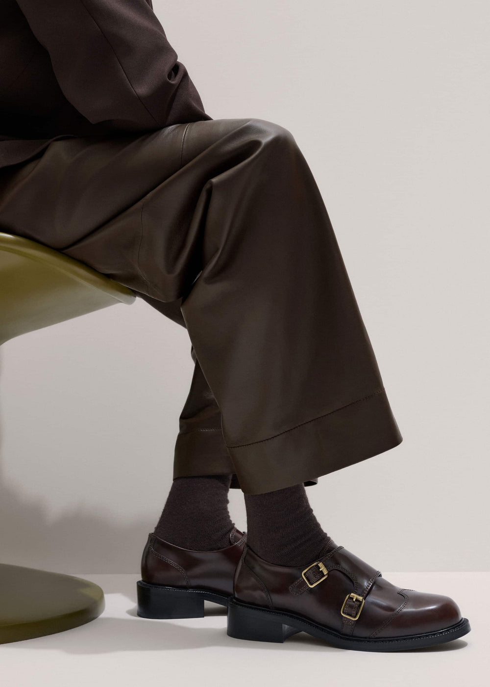 Brown Leather Double Buckle Shoe meandem