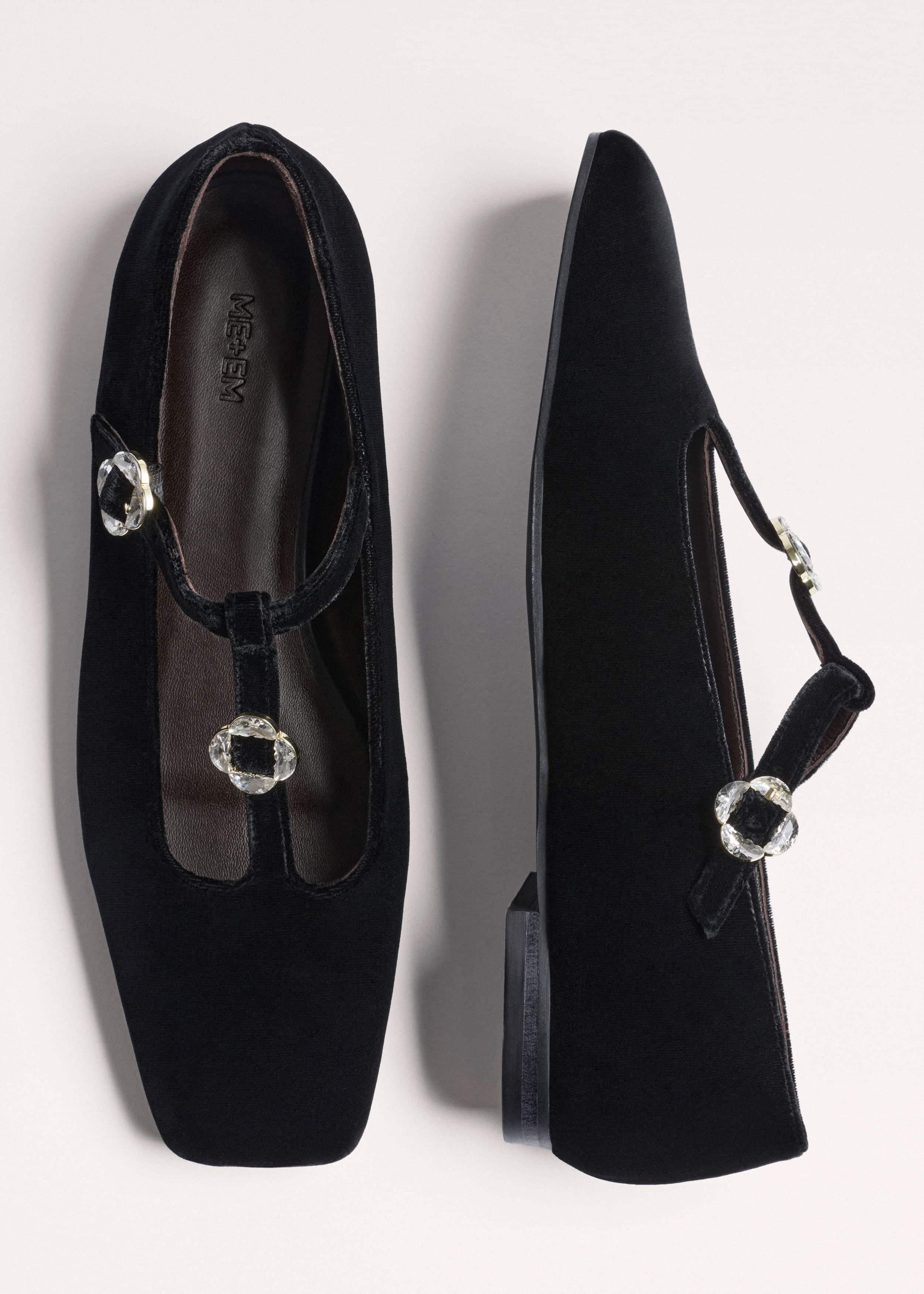 Black Square Toe T-Bar Flat meandem