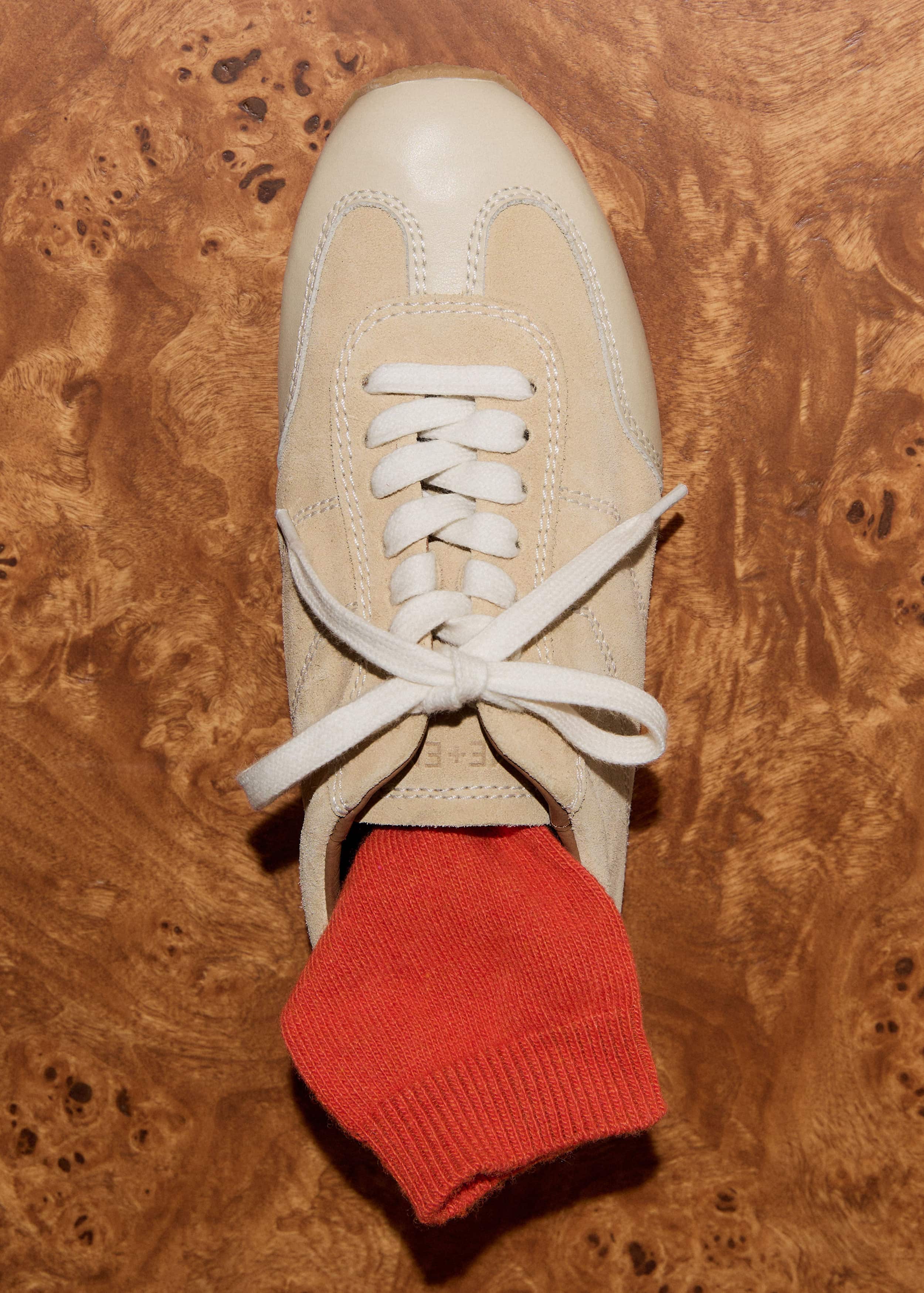 Latte Retro Runner Sneaker meandem