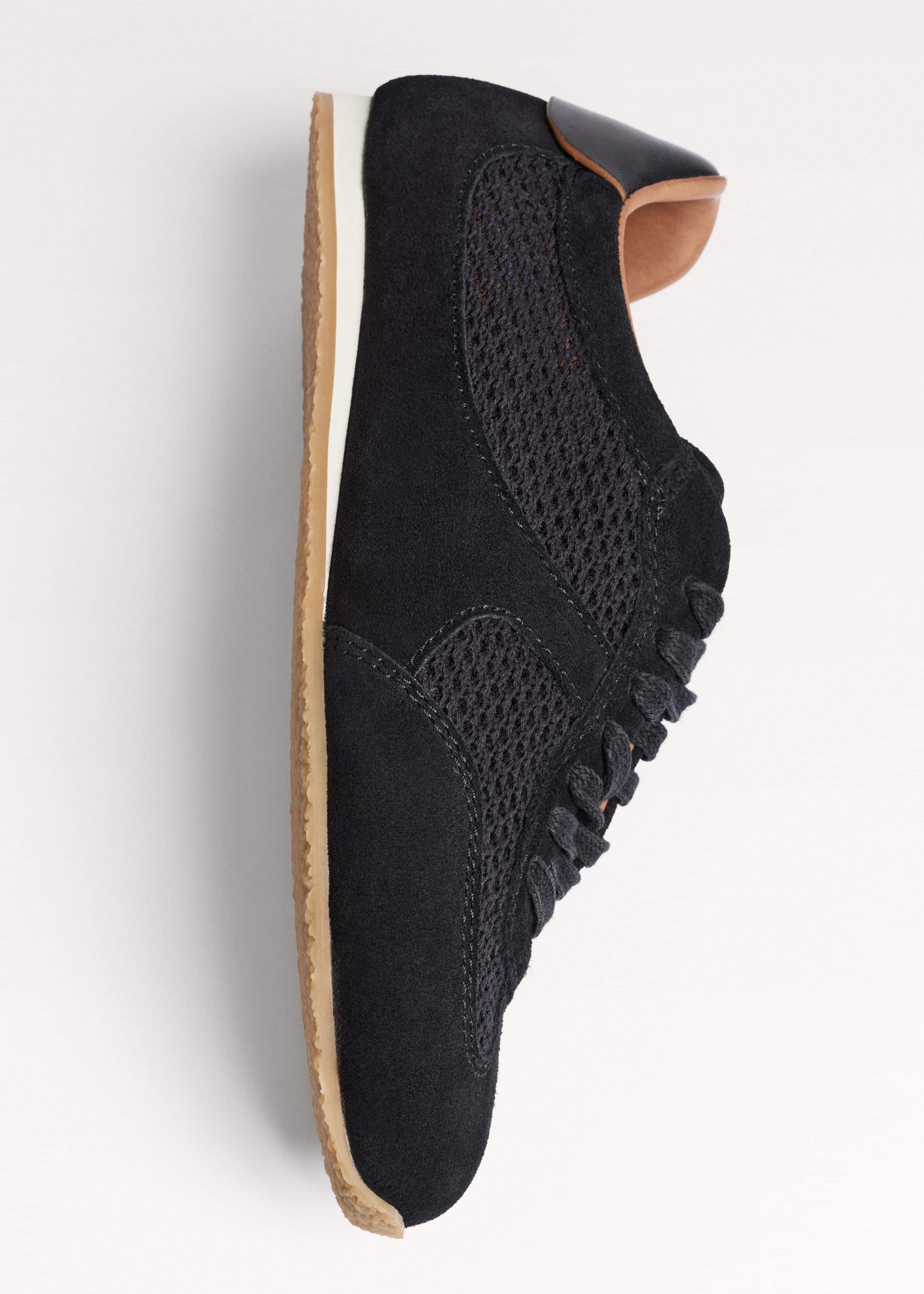 Black Mesh Retro Runner Sneaker meandem
