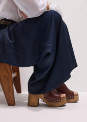 Dark Brown High Front Clog meandem