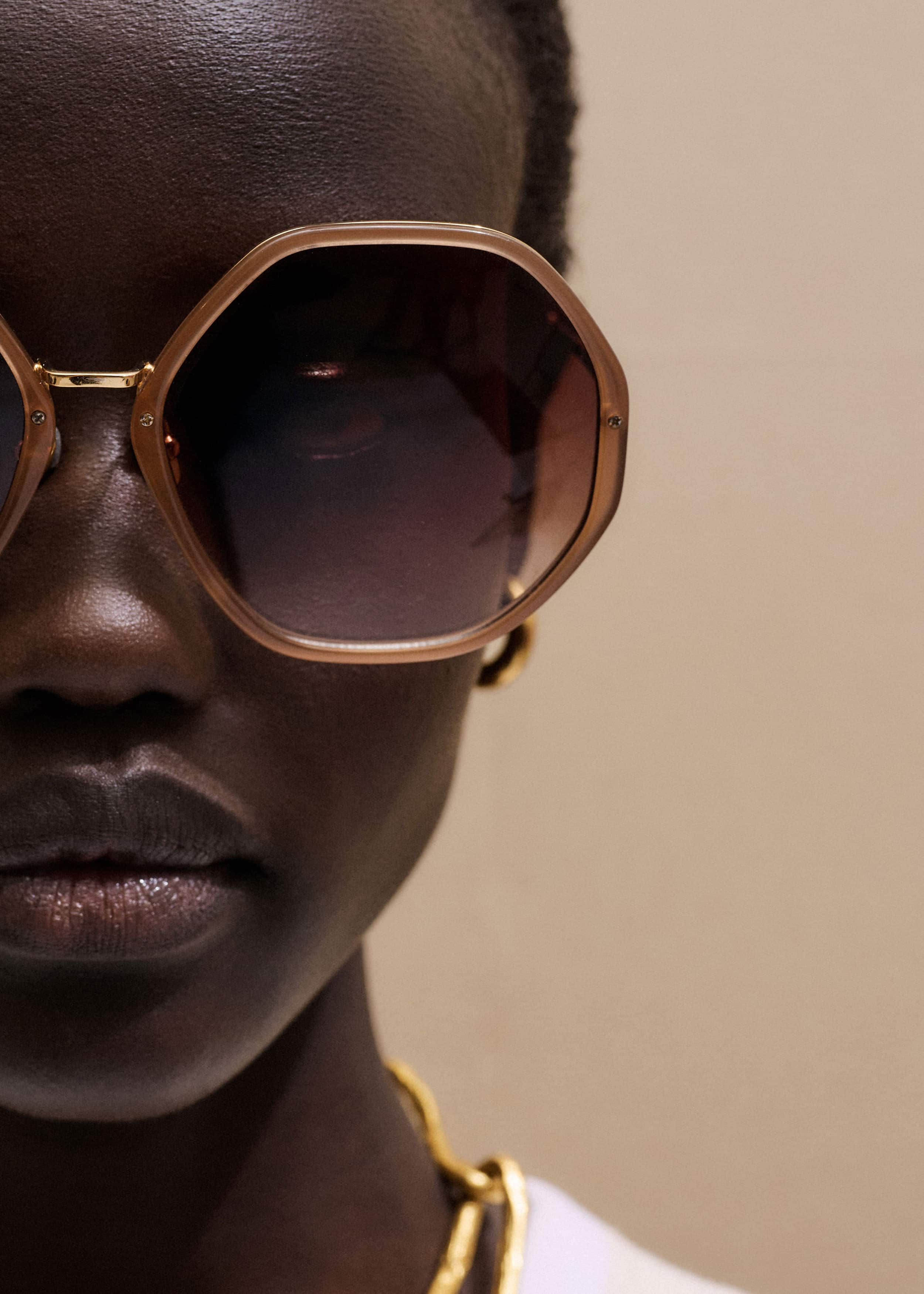 Smokey Nude Heptagonal Frame Sunglasses meandem